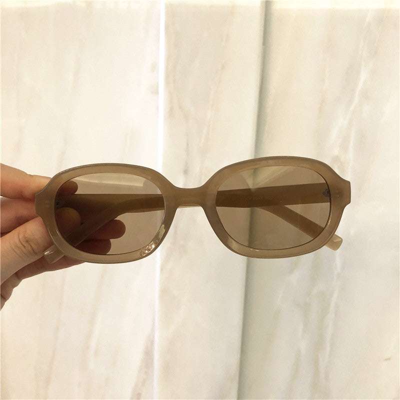 Ladies small frame retro sunglasses